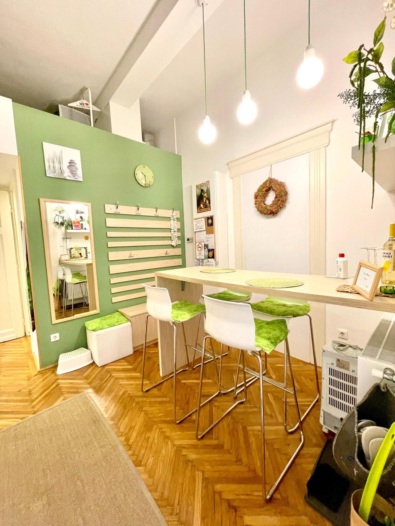 Green Pearl Apartment At St Stephen' S Basilica Budapest Exterior photo
